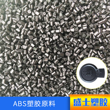 主打便携透气罔顾安全 央视曝光奇葩纸头盔：稍稍用力就能掰断